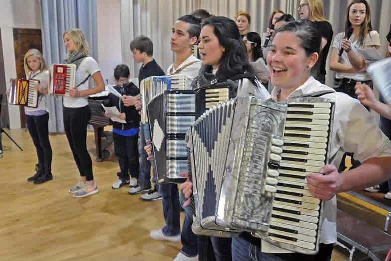 How Much Does an Accordion Weigh?