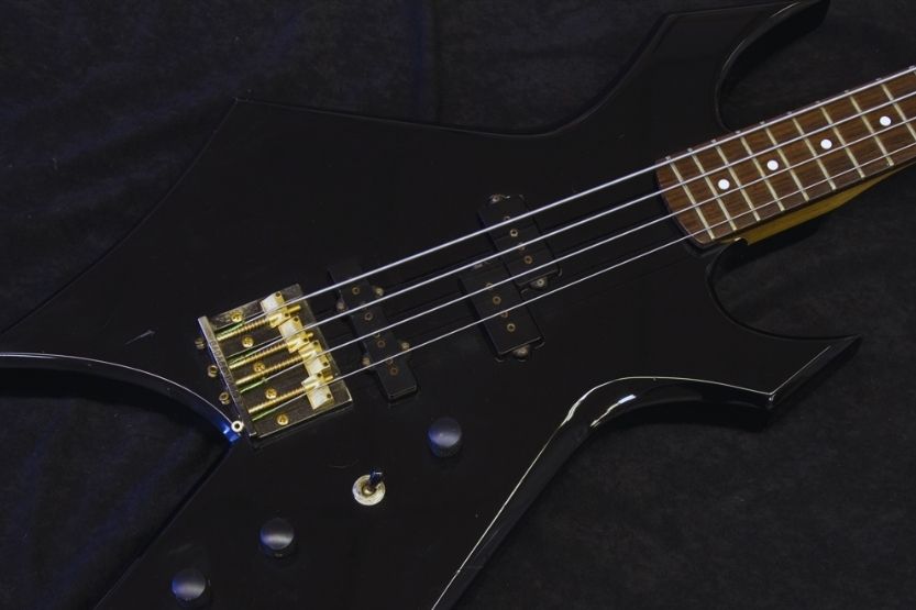 B.C. Rich Warlock Specs and Review 