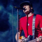Tom DeLonge Guitar and Gear – What He Uses
